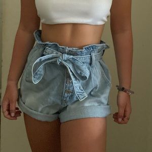 Tie jean shorts
